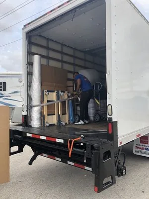 D B M Moving & Storage LLC photo 3